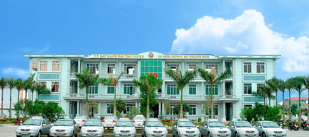 Trung tâm lái xe Thành Nam