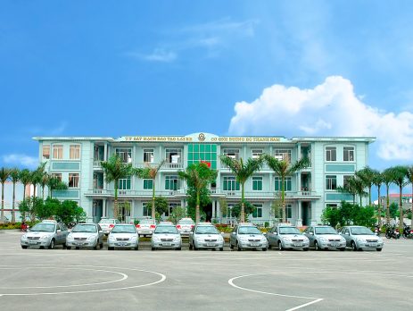 Trung tâm lái xe Thành Nam