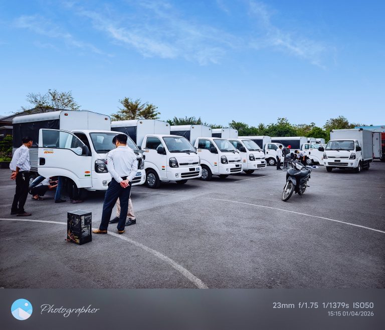 Trung tâm dạy lái xe Thành Nam thay thế xe tập lái hạng C1 mới